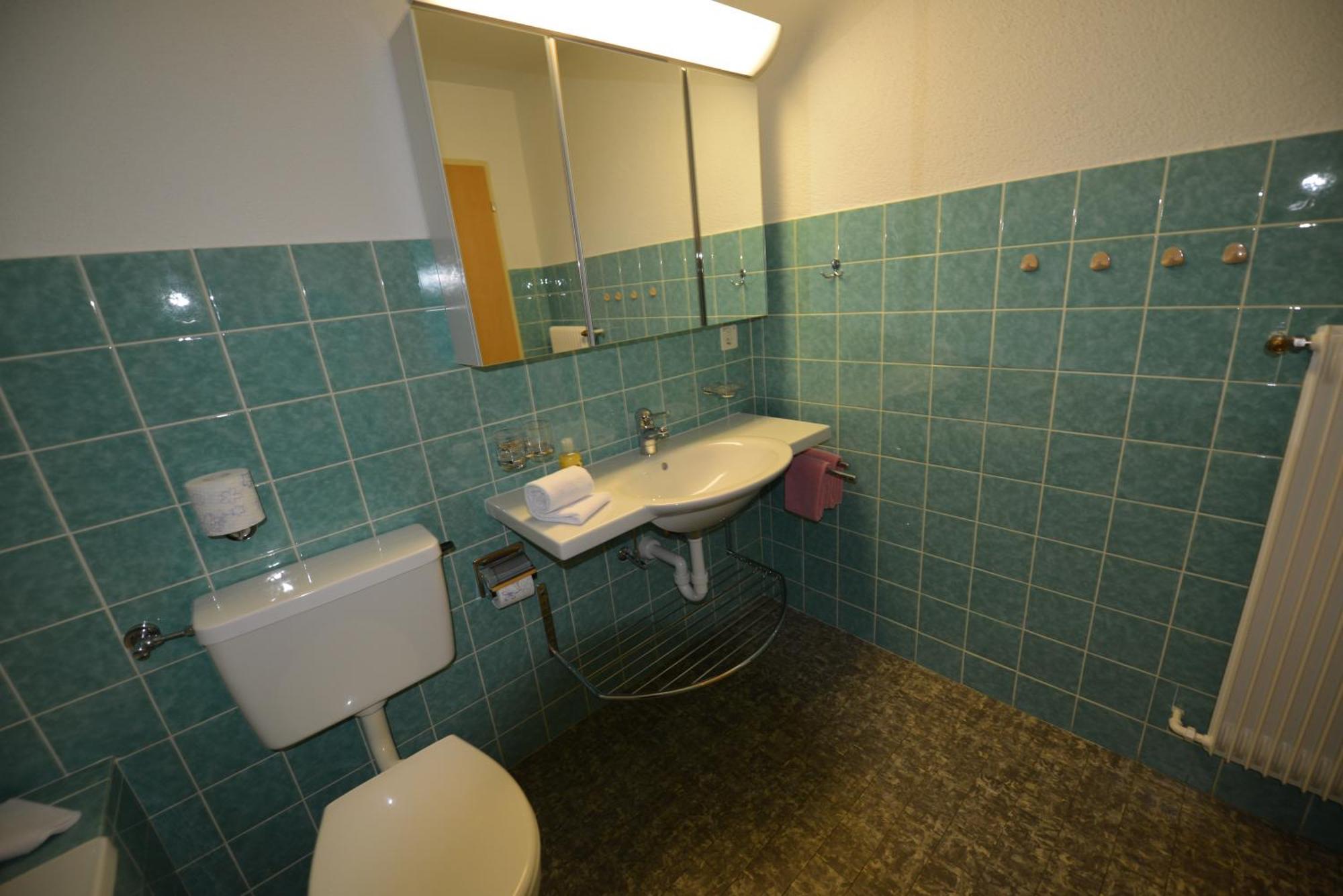 Haus Kandahar Saas-Fee Room photo