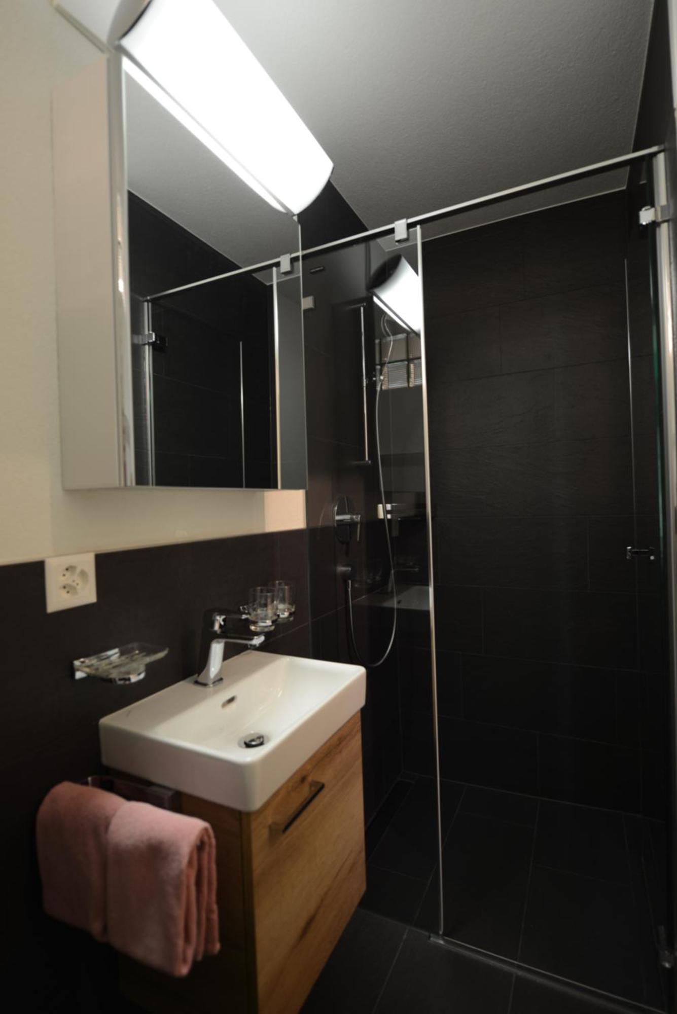 Haus Kandahar Saas-Fee Room photo