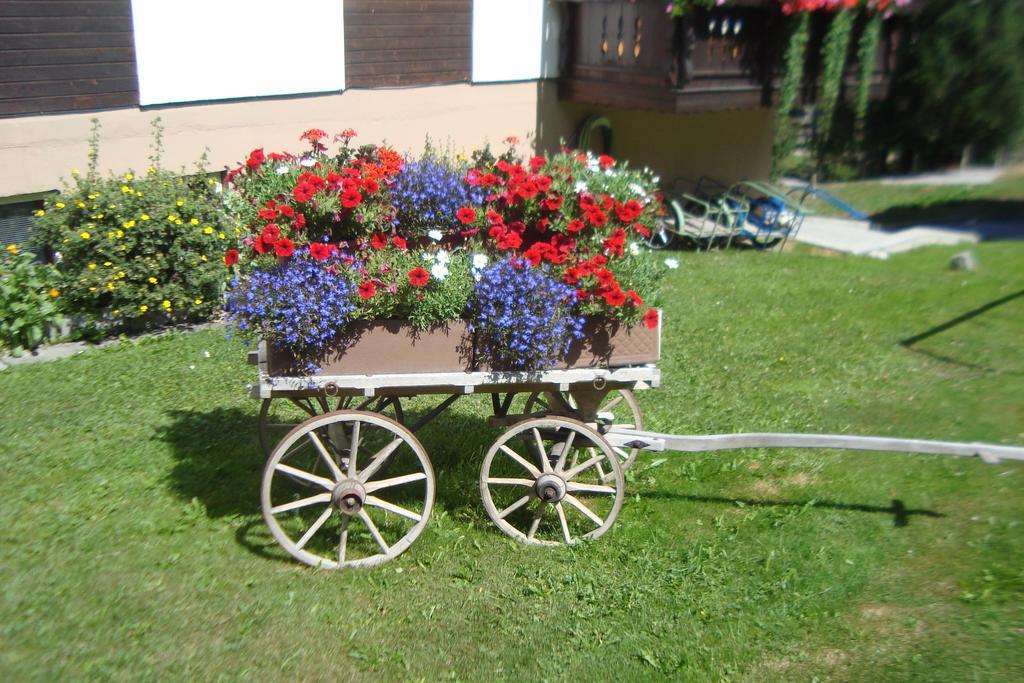 Haus Kandahar Saas-Fee Exterior photo